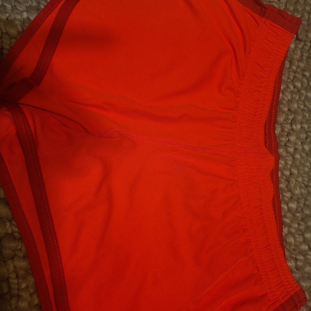 Shorts - Picture 8 of 10